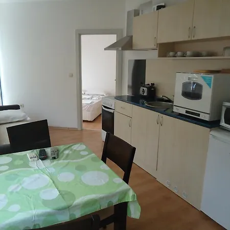 Blue Marine Aparthotel 3*